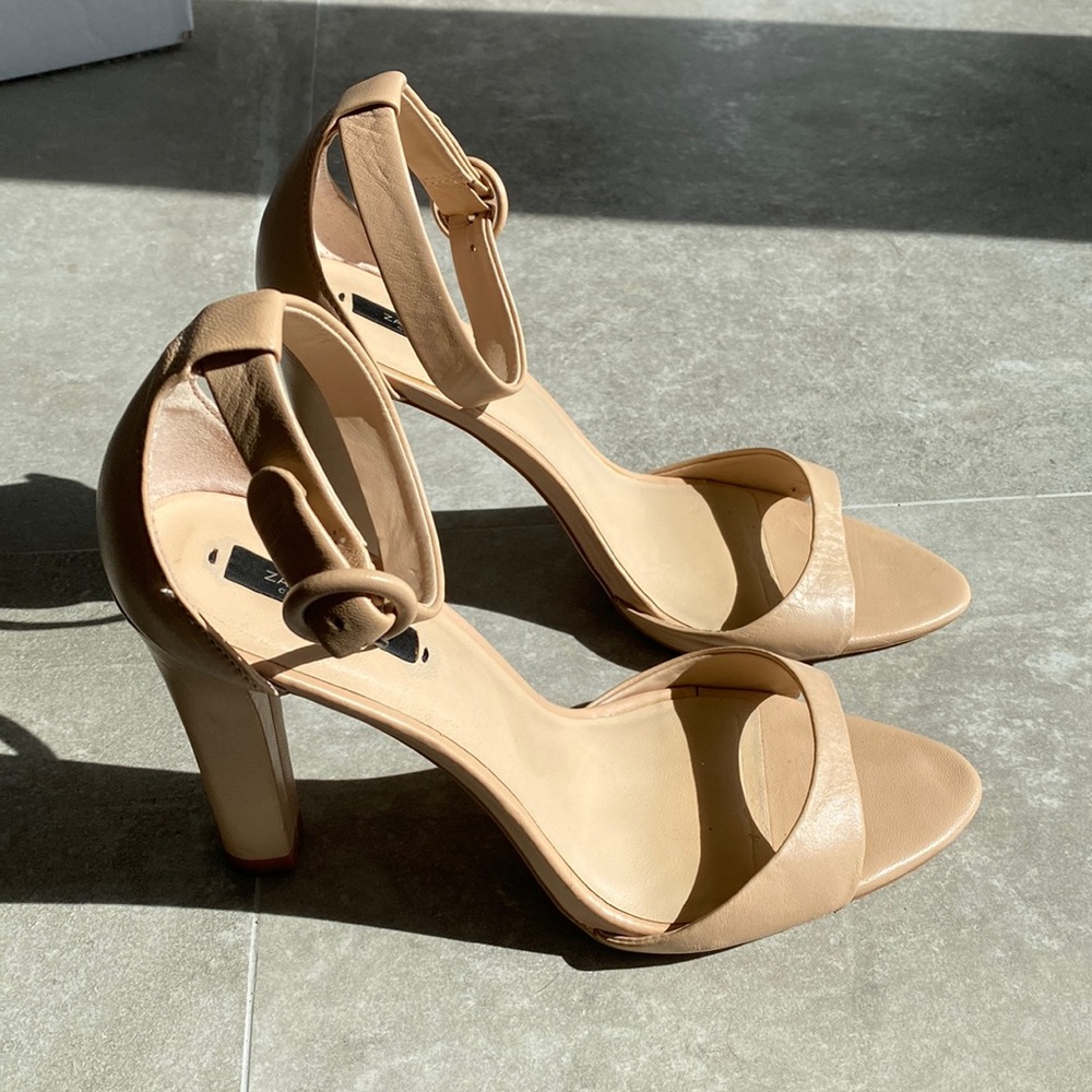 Zara Nude heels